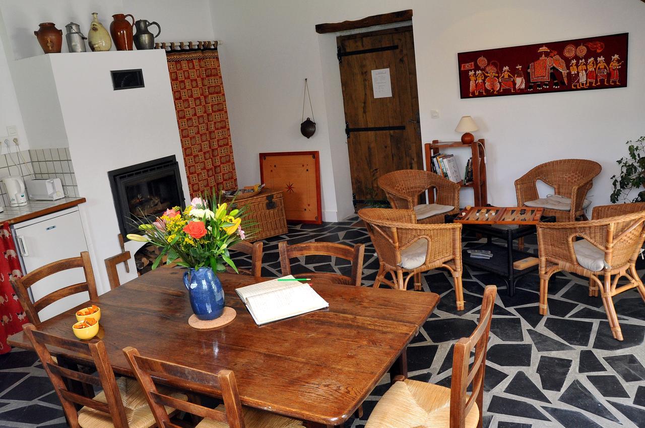 Les Chambres Du Moulin Susmiou Esterno foto
